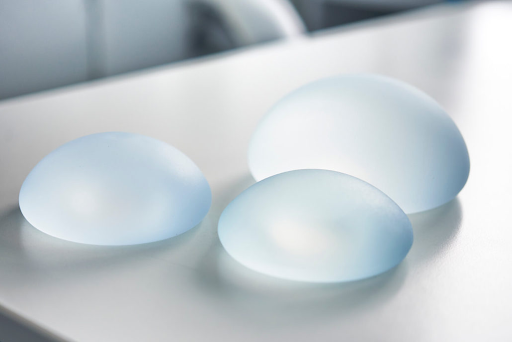 Питання про імпланти та збільшення грудей